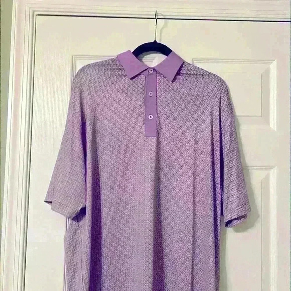FootJoy silky golf shirt. It has beautiful, black and white Paisley's - Picture 1 of 4
